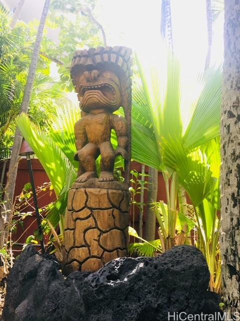 Hawaiian King condo # 513, Honolulu, Hawaii - photo 15 of 16