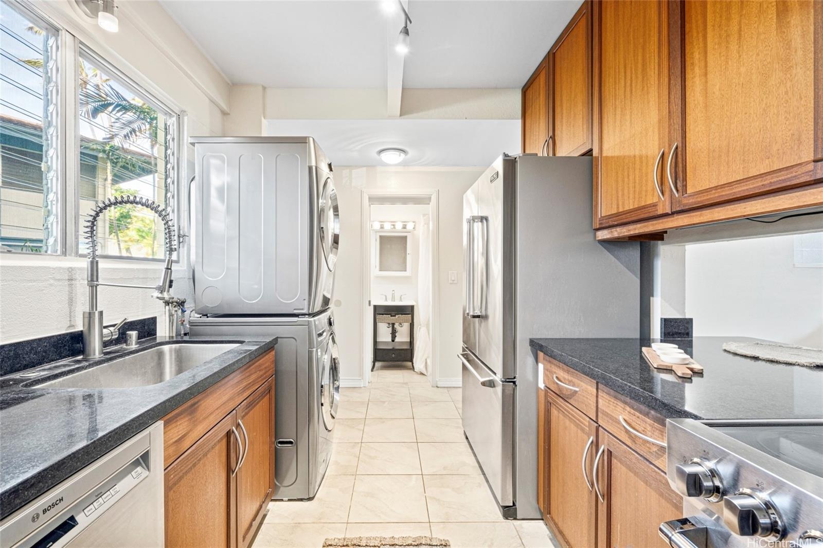 4185 Keanu Street townhouse # 34, Honolulu, Hawaii - photo 5 of 25