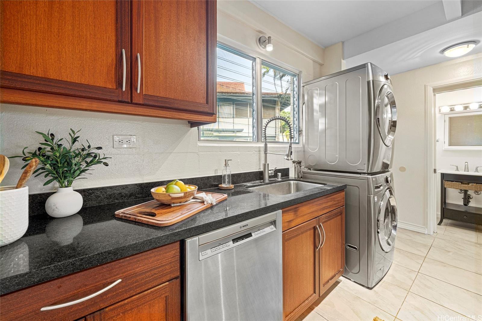 4185 Keanu Street townhouse # 34, Honolulu, Hawaii - photo 7 of 25