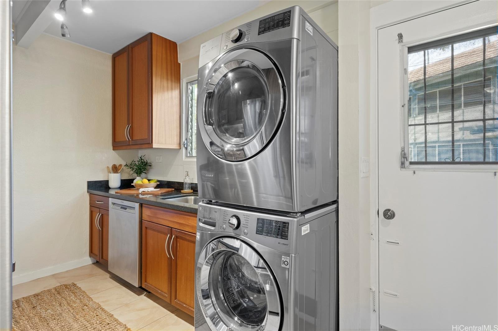 4185 Keanu Street townhouse # 34, Honolulu, Hawaii - photo 8 of 25