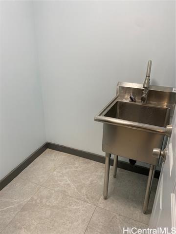 4186 Kilauea Ave Honolulu - Rental - photo 14 of 17