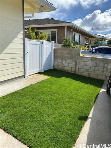 4186 Kilauea Ave Honolulu - Rental - photo 15 of 17