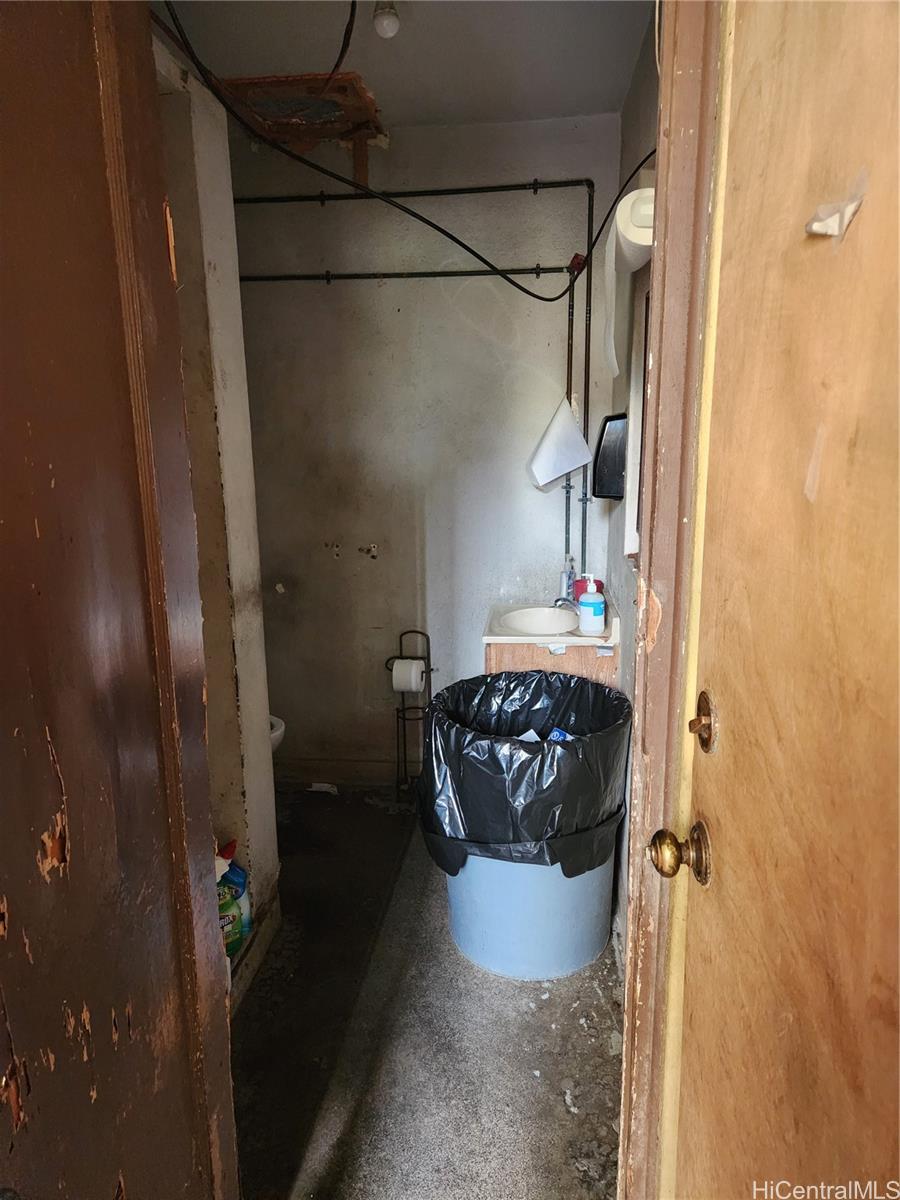 41-867 Kalanianaole Hwy Waimanalo Oahu commercial real estate photo9 of 24