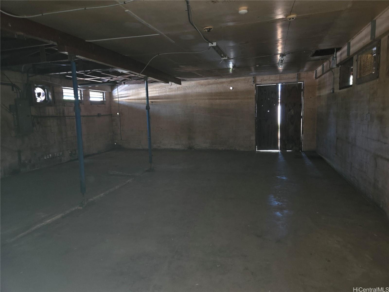 41-867 Kalanianaole Hwy Waimanalo Oahu commercial real estate photo10 of 24