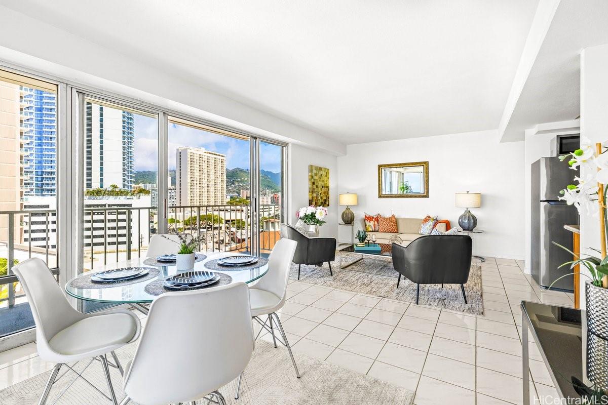 Sunset Towers condo # 1007, Honolulu, Hawaii - photo 11 of 20
