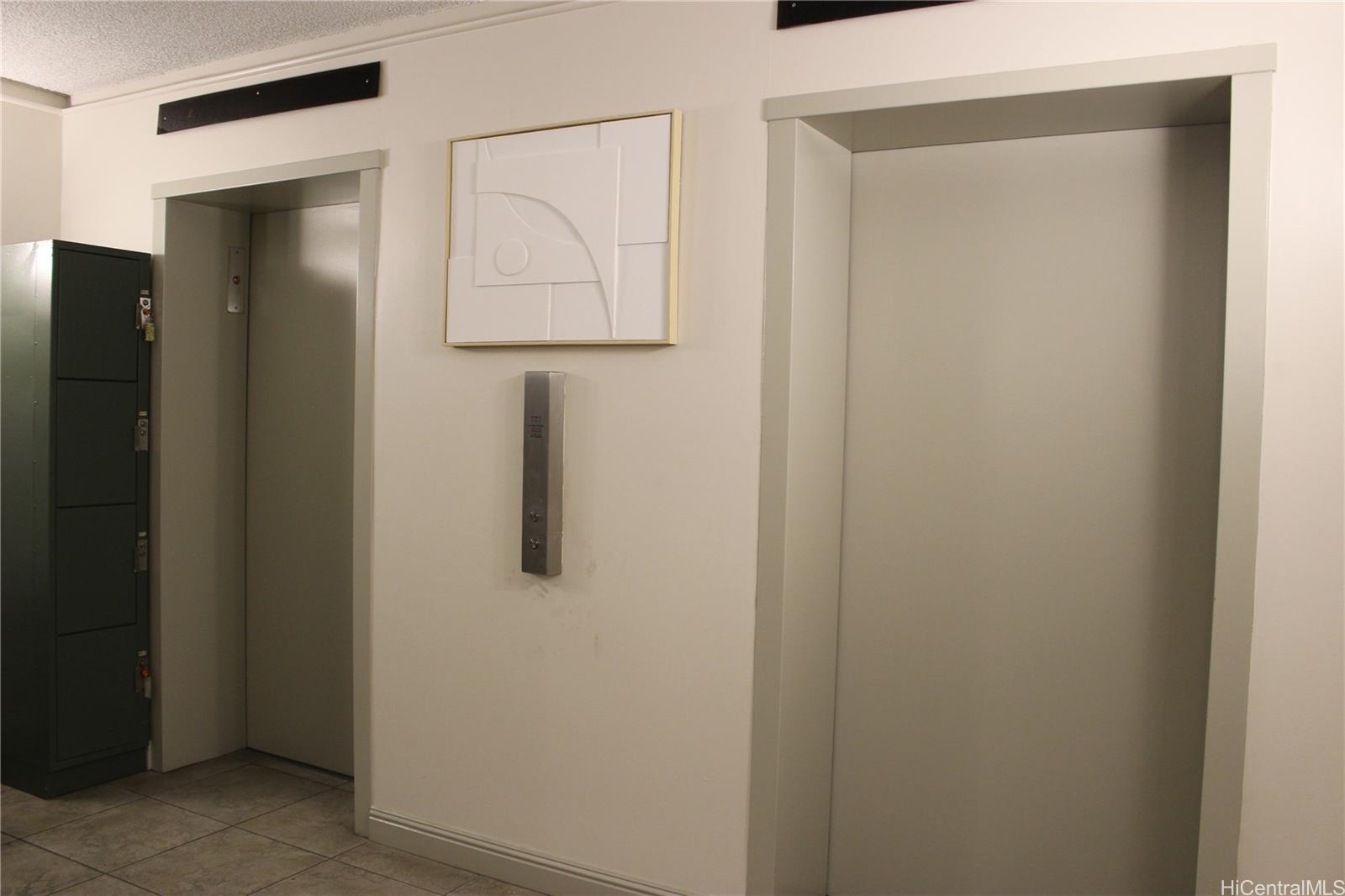 Sunset Towers condo # 1101, Honolulu, Hawaii - photo 14 of 23