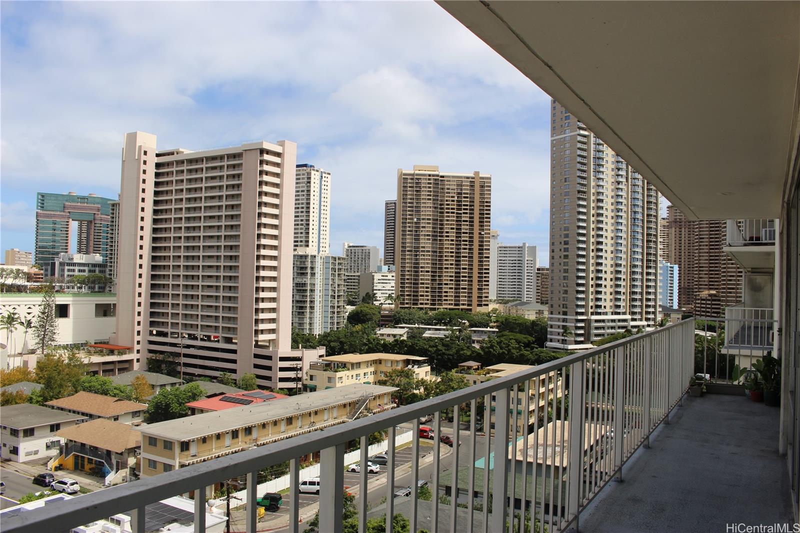 Sunset Towers condo # 1101, Honolulu, Hawaii - photo 9 of 23