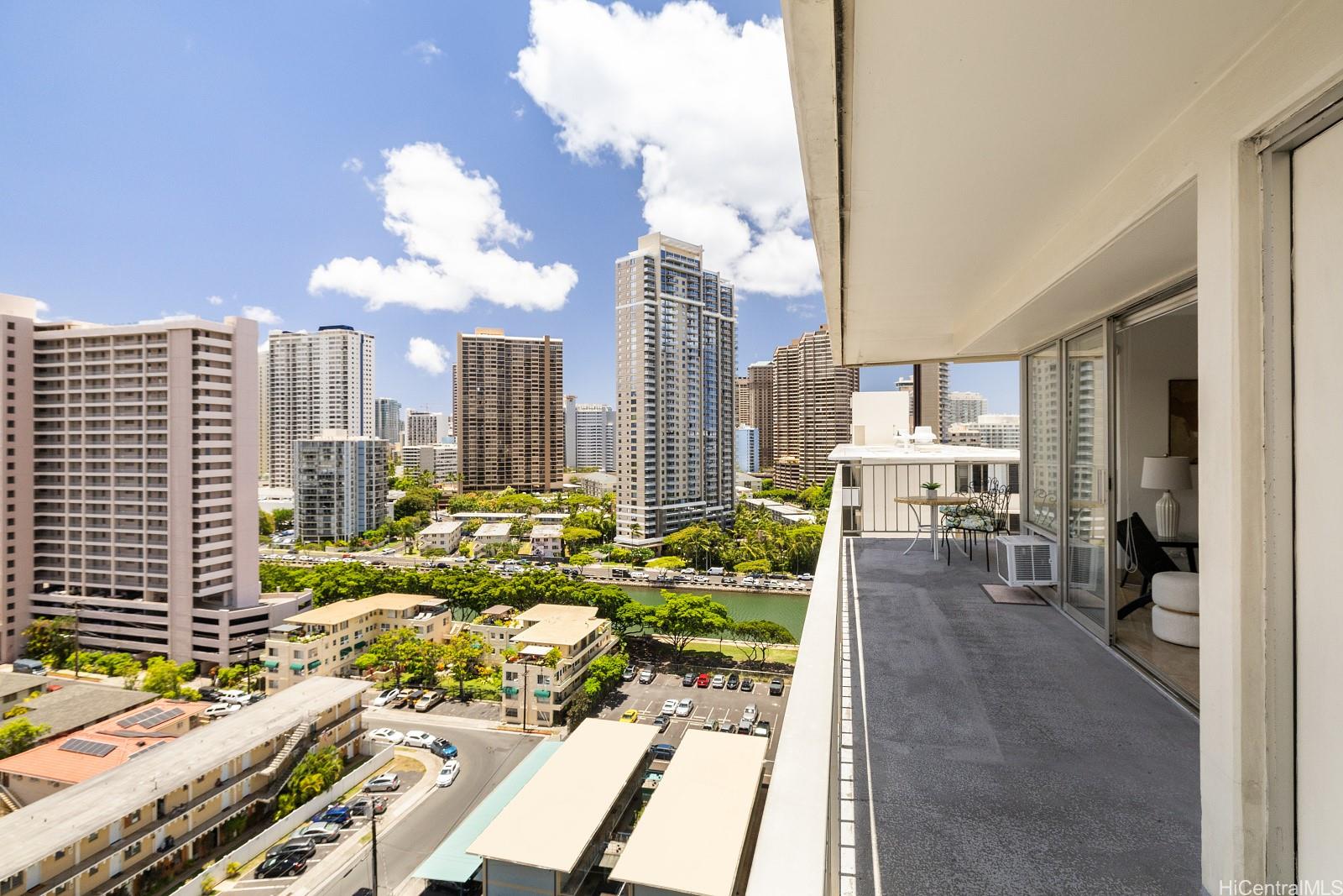 Sunset Towers condo # 1603, Honolulu, Hawaii - photo 10 of 24