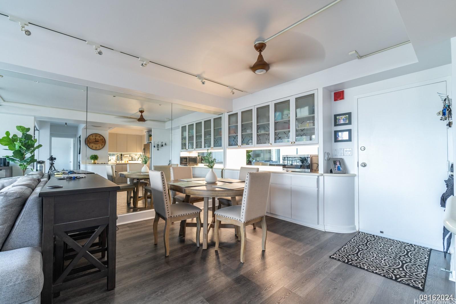 419 Atkinson Dr Honolulu - Rental - photo 10 of 25