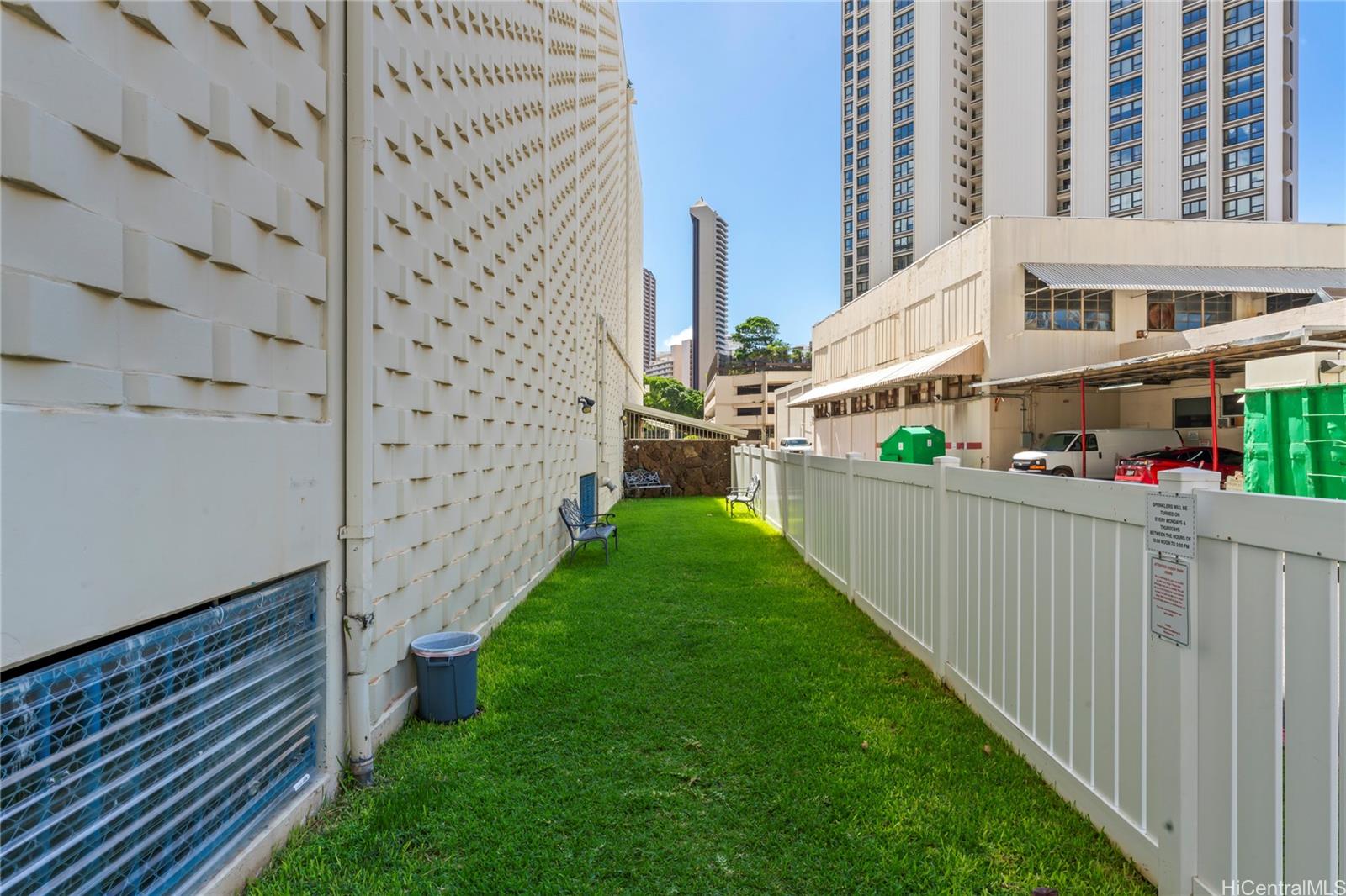 Sunset Towers condo # 1803, Honolulu, Hawaii - photo 22 of 25