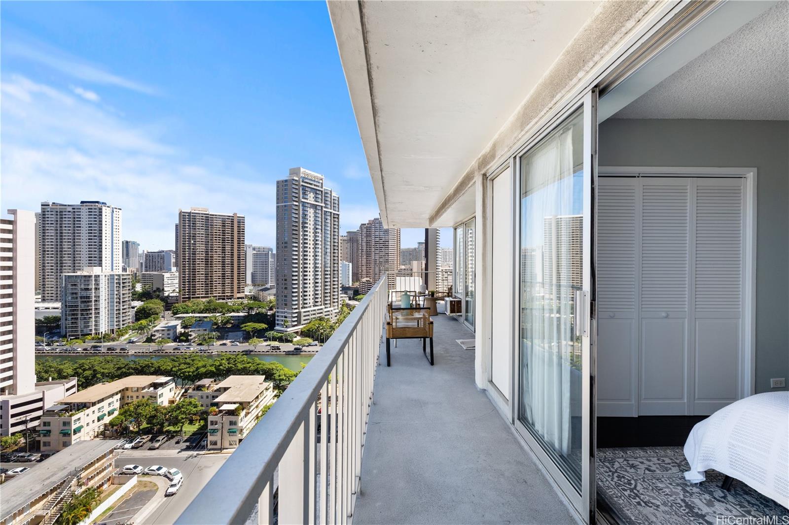Sunset Towers condo # 1903, Honolulu, Hawaii - photo 13 of 18