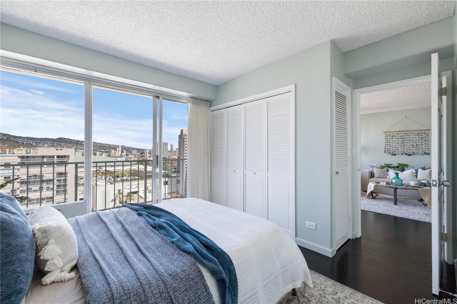 Sunset Towers condo # 1903, Honolulu, Hawaii - photo 7 of 18