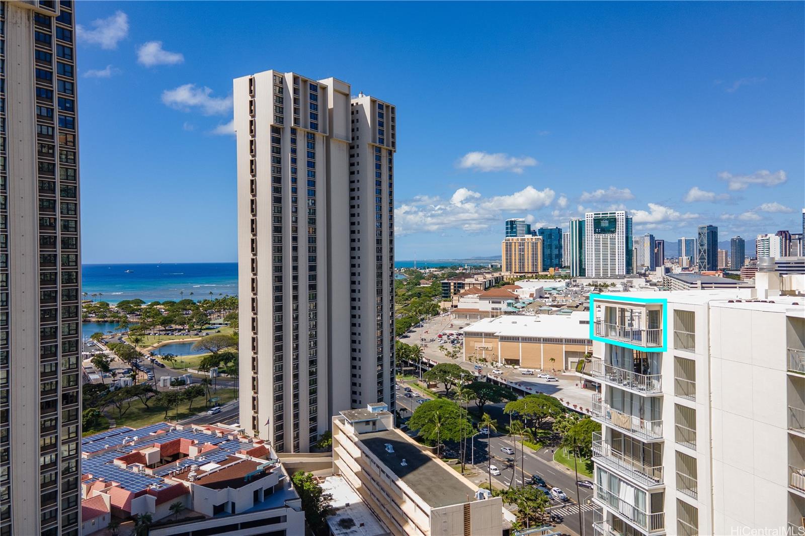 Sunset Towers condo # 2004, Honolulu, Hawaii - photo 5 of 25