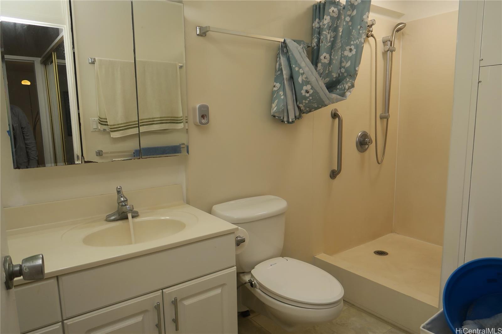 419 Atkinson Dr Honolulu - Rental - photo 7 of 8