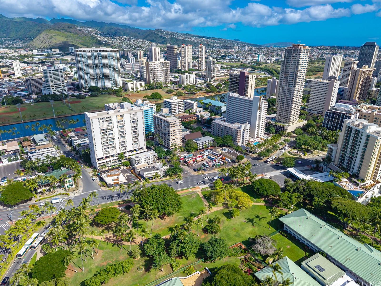 Oahu Surf 1 condo # 305, Honolulu, Hawaii - photo 22 of 24