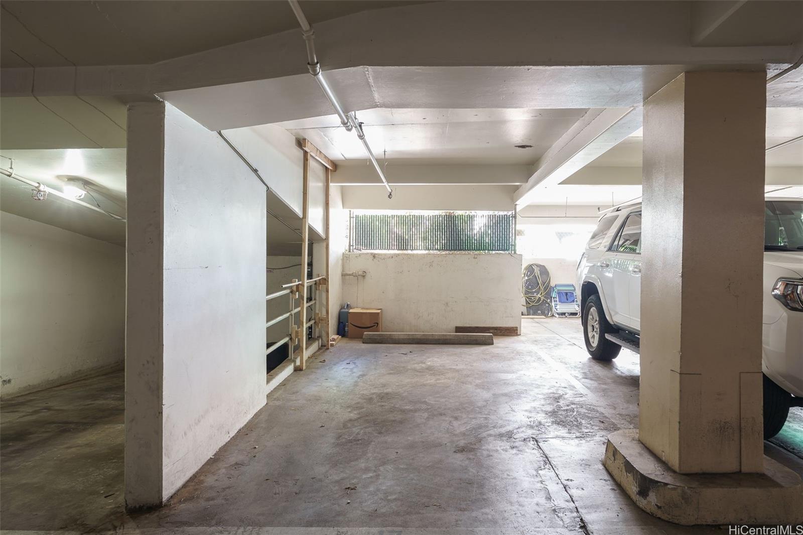 Oahu Surf 1 condo # 305, Honolulu, Hawaii - photo 25 of 25