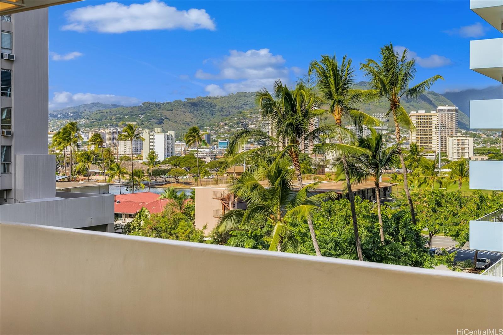 Oahu Surf 1 condo # 601, Honolulu, Hawaii - photo 11 of 16