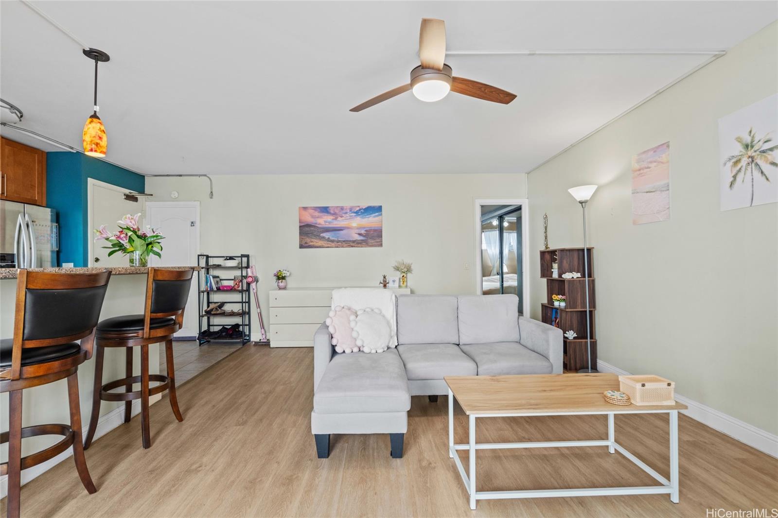 Oahu Surf 1 condo # 604, Honolulu, Hawaii - photo 13 of 25