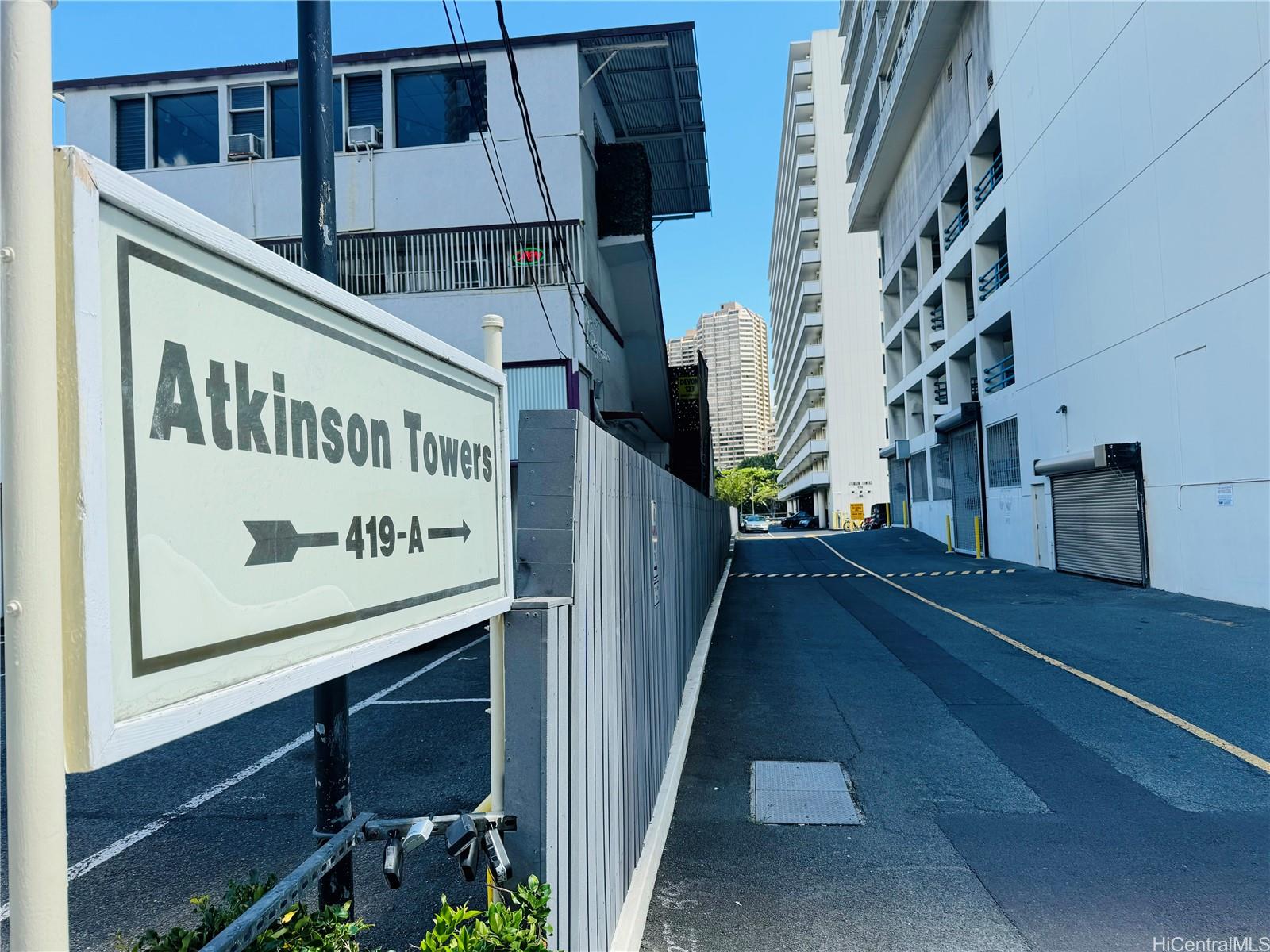 Atkinson Towers Inc condo # 1004, Honolulu, Hawaii - photo 22 of 23