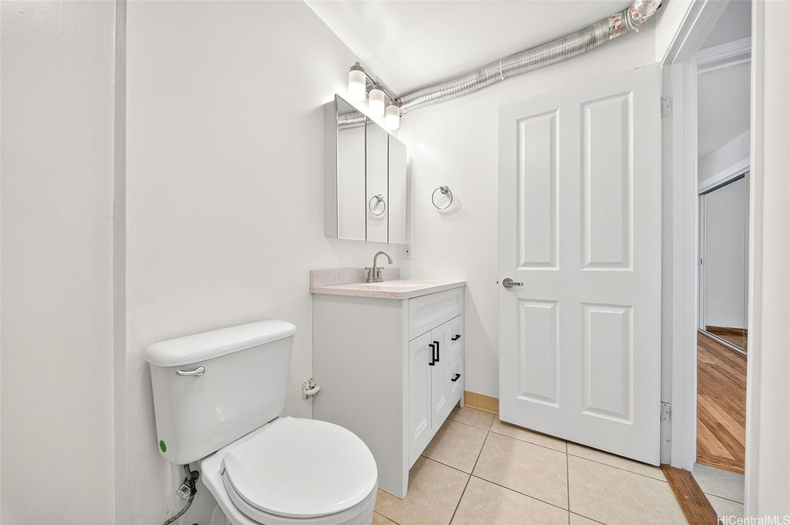 Atkinson Towers Inc condo # 1108, Honolulu, Hawaii - photo 23 of 25