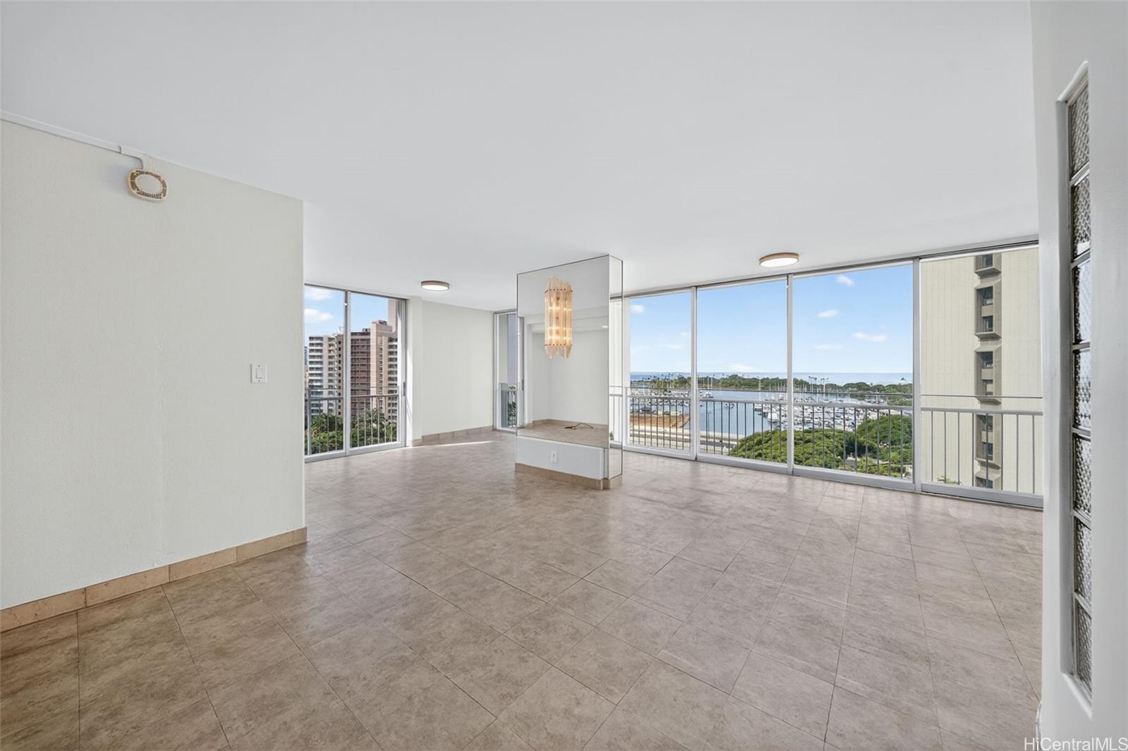 Atkinson Towers Inc condo # 1108, Honolulu, Hawaii - photo 6 of 25