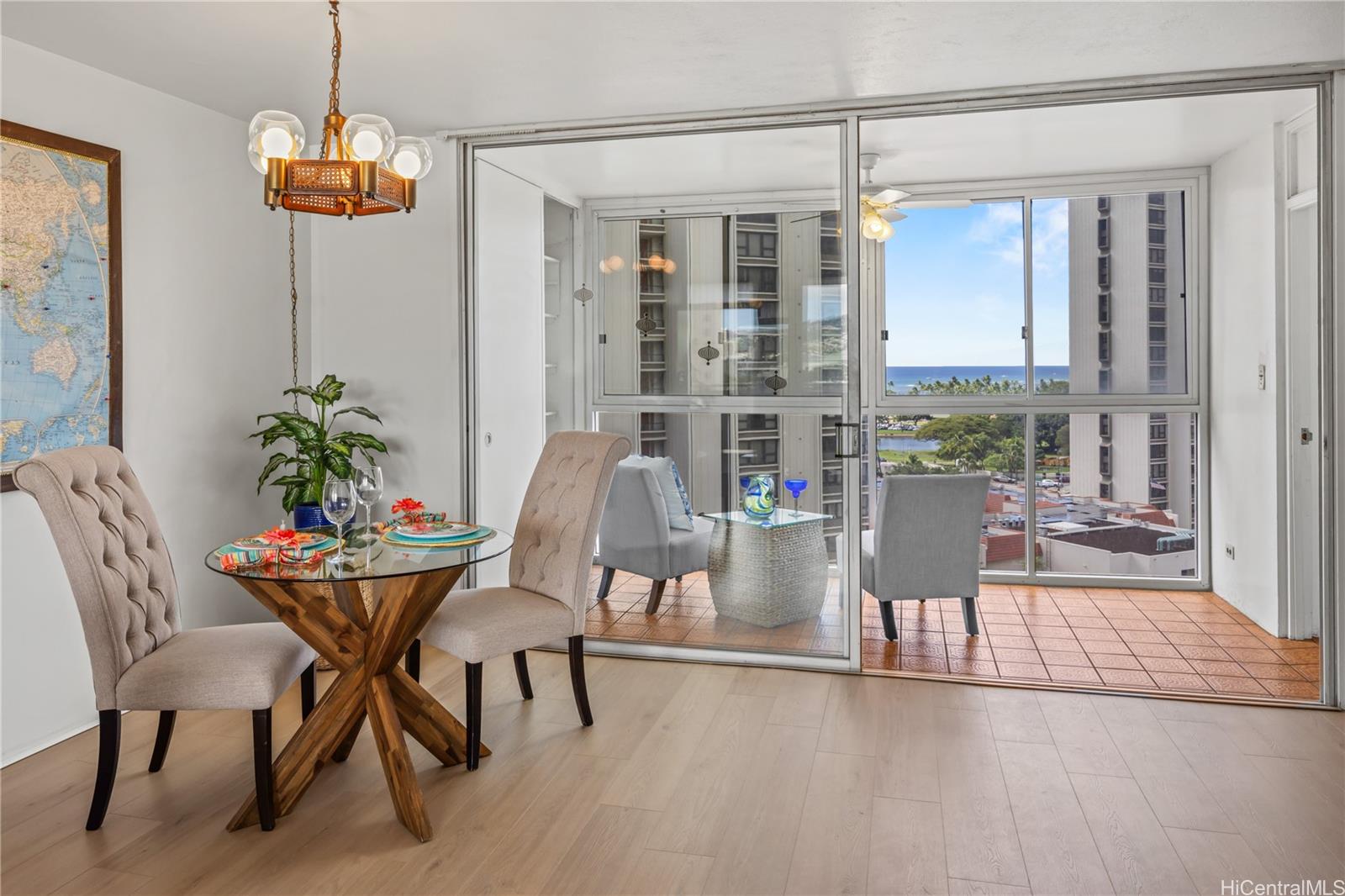 Atkinson Towers Inc condo # 1202, Honolulu, Hawaii - photo 6 of 19