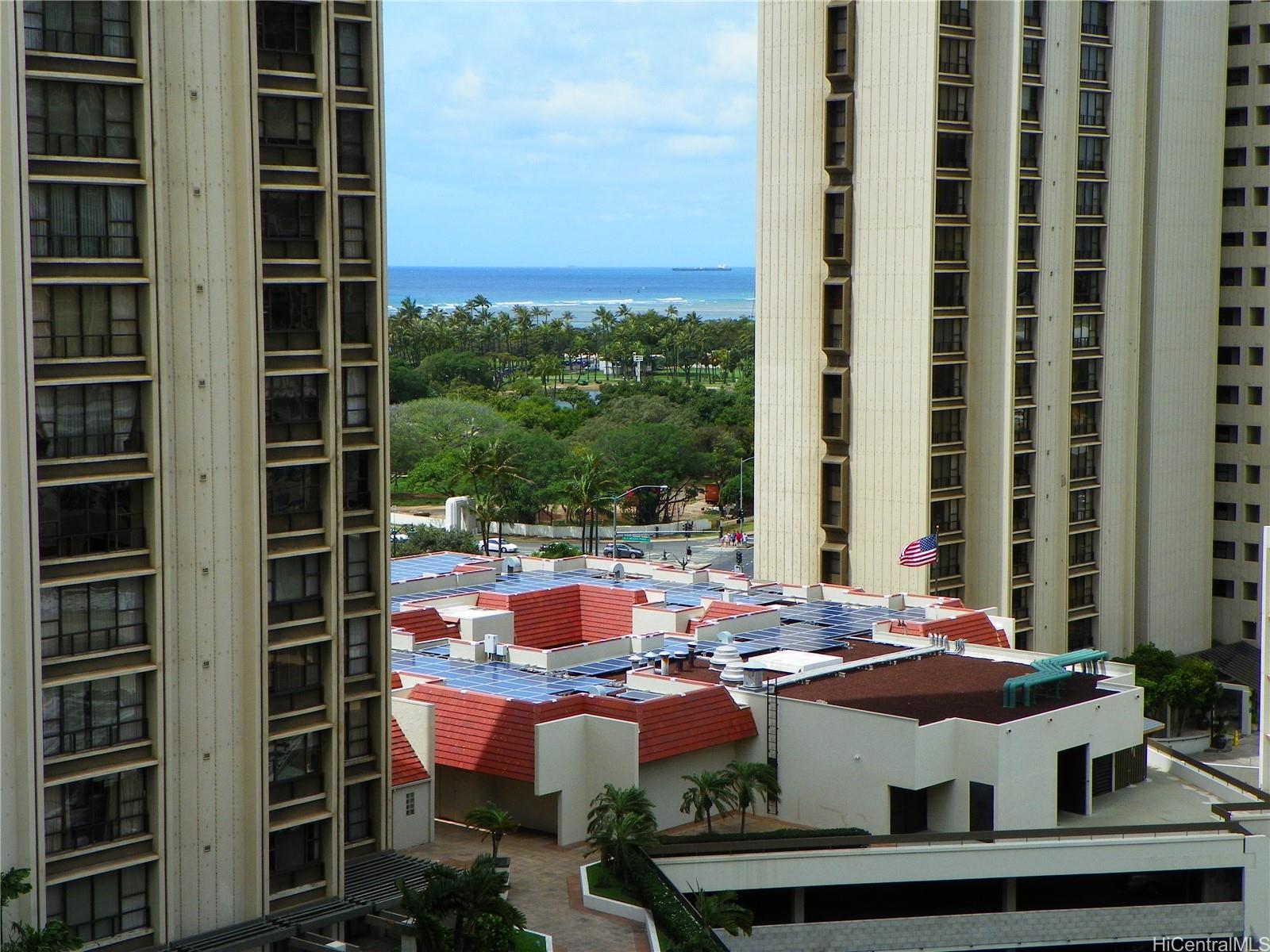 Atkinson Towers Inc condo # 1203, Honolulu, Hawaii - photo 2 of 25