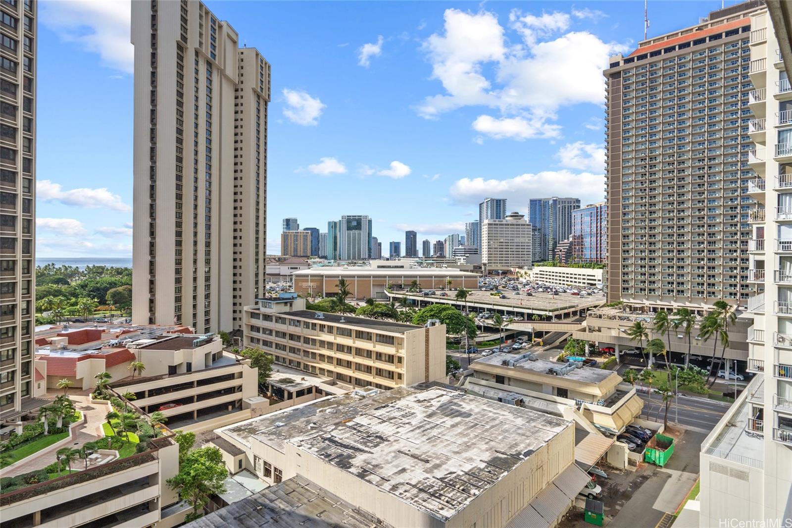 Atkinson Towers inc condo # 1203, Honolulu, Hawaii - photo 11 of 20