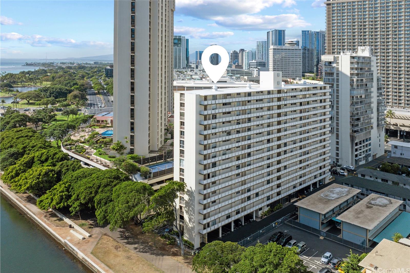 Atkinson Towers Inc condo # 204, Honolulu, Hawaii - photo 17 of 18