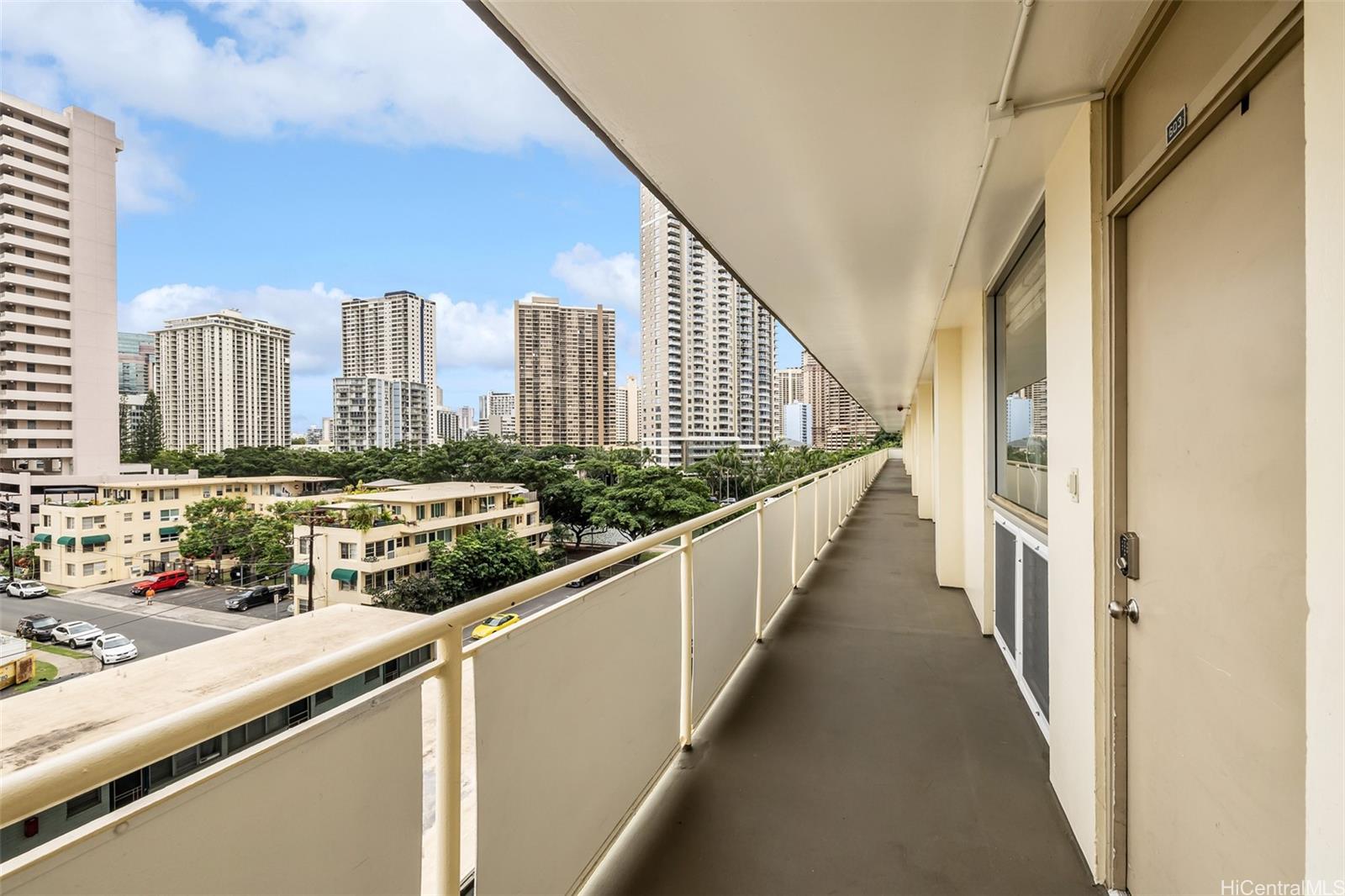 Atkinson Towers Inc condo # 603, Honolulu, Hawaii - photo 16 of 23