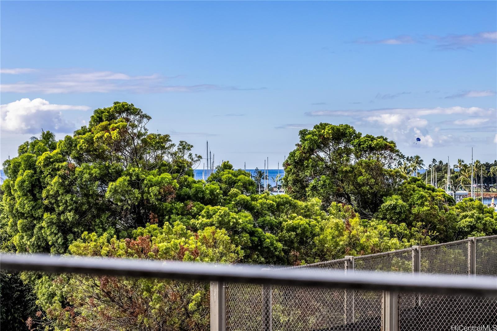 Atkinson Towers Inc condo # 607, Honolulu, Hawaii - photo 18 of 21