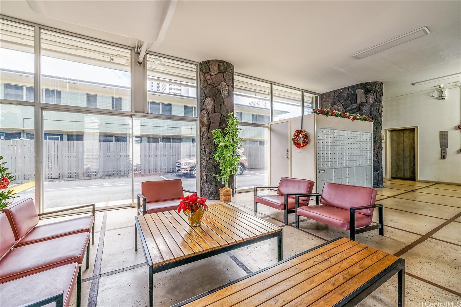 Atkinson Towers Inc condo # 607, Honolulu, Hawaii - photo 20 of 21