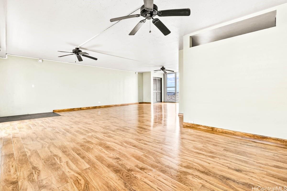 Atkinson Towers Inc condo # 806, Honolulu, Hawaii - photo 14 of 25