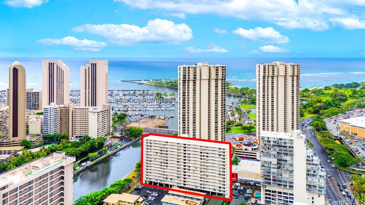 Atkinson Towers Inc condo # 806, Honolulu, Hawaii - photo 21 of 25