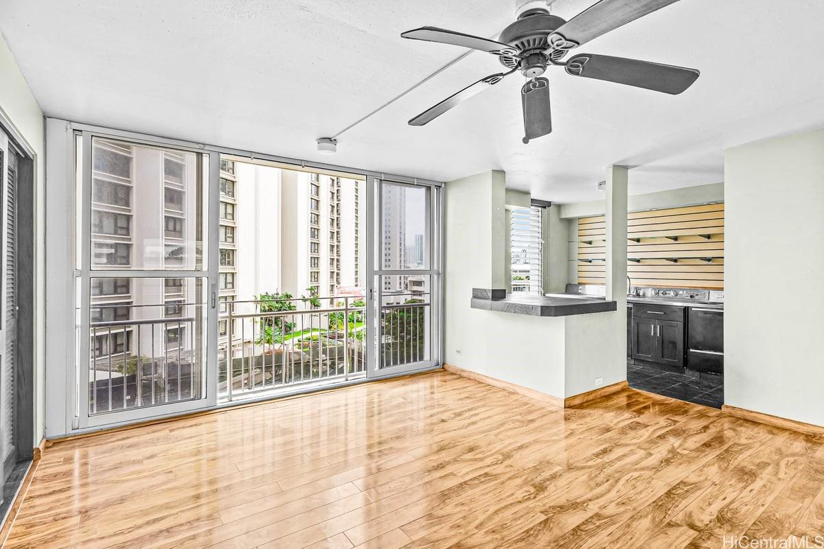 Atkinson Towers Inc condo # 806, Honolulu, Hawaii - photo 6 of 25