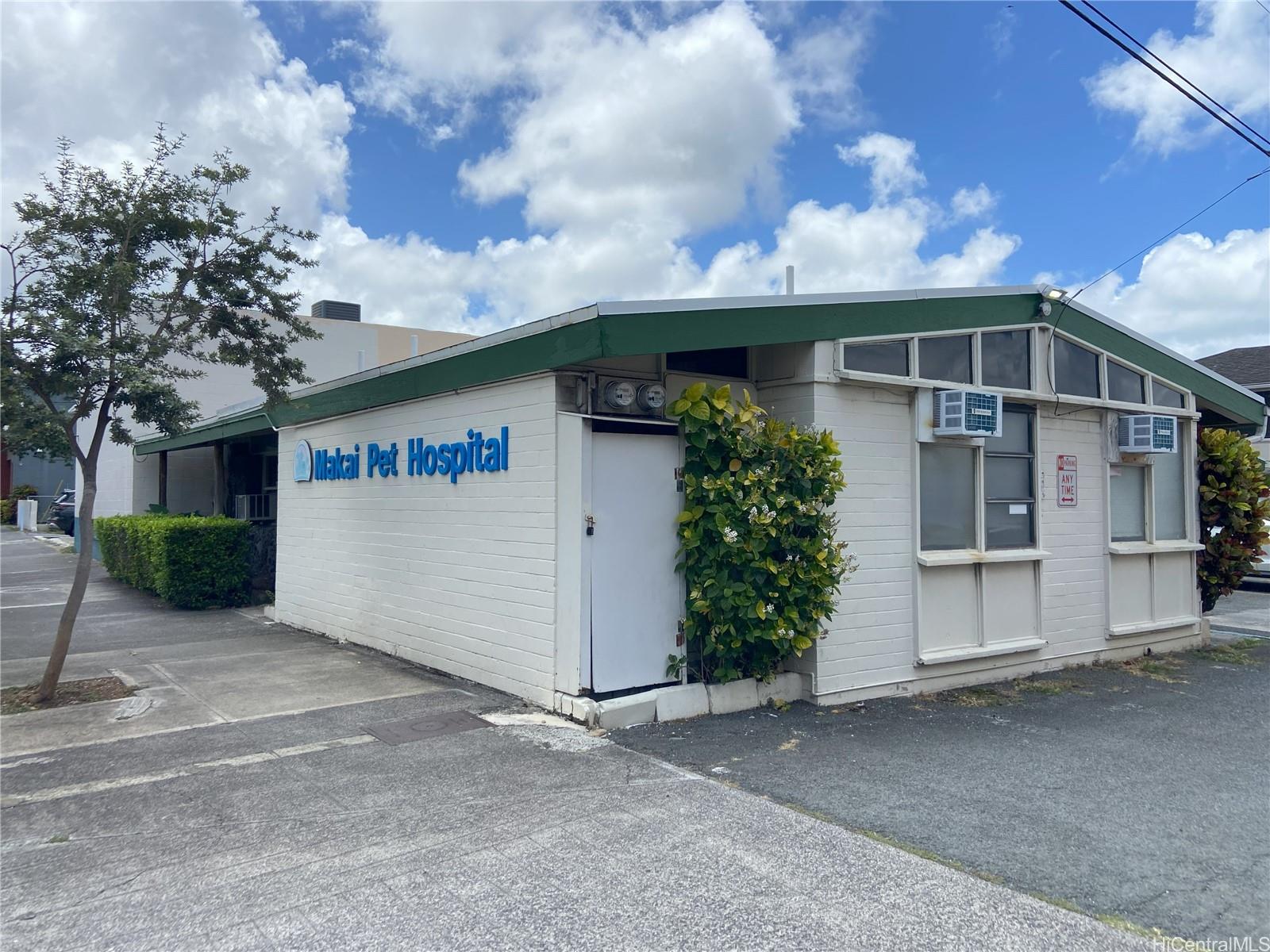 420 Uluniu St Kailua Oahu commercial real estate photo2 of 7