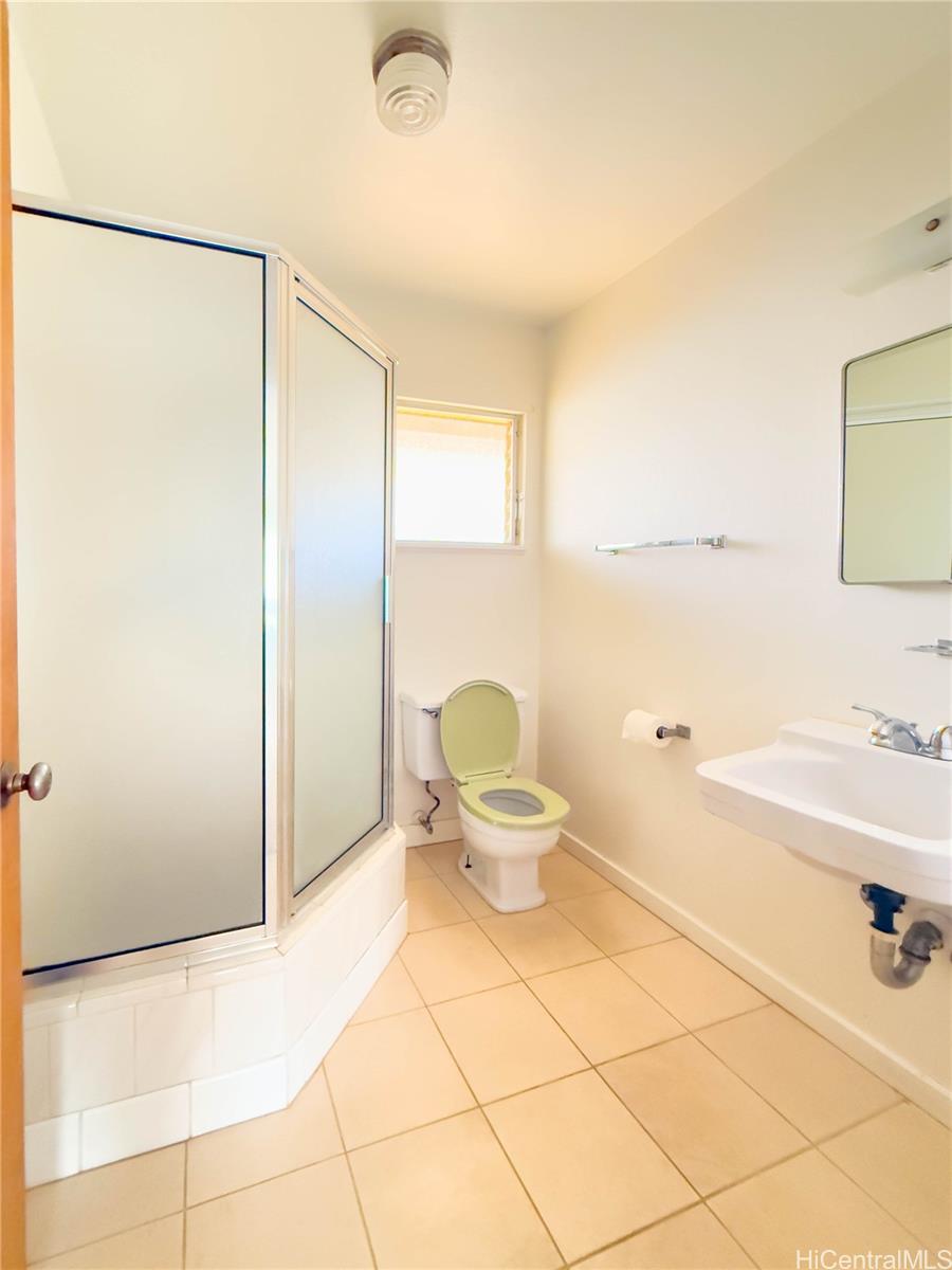 Tropic Gardens 1 condo # 2, Honolulu, Hawaii - photo 4 of 7