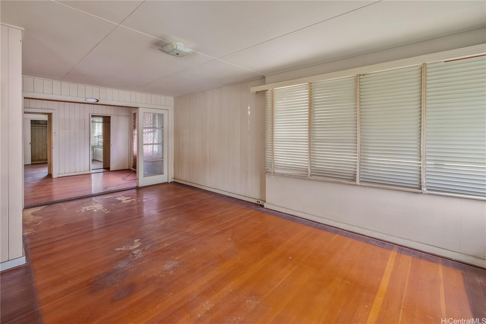 421  Ehako Place Nuuanu-lower, Honolulu home - photo 2 of 13