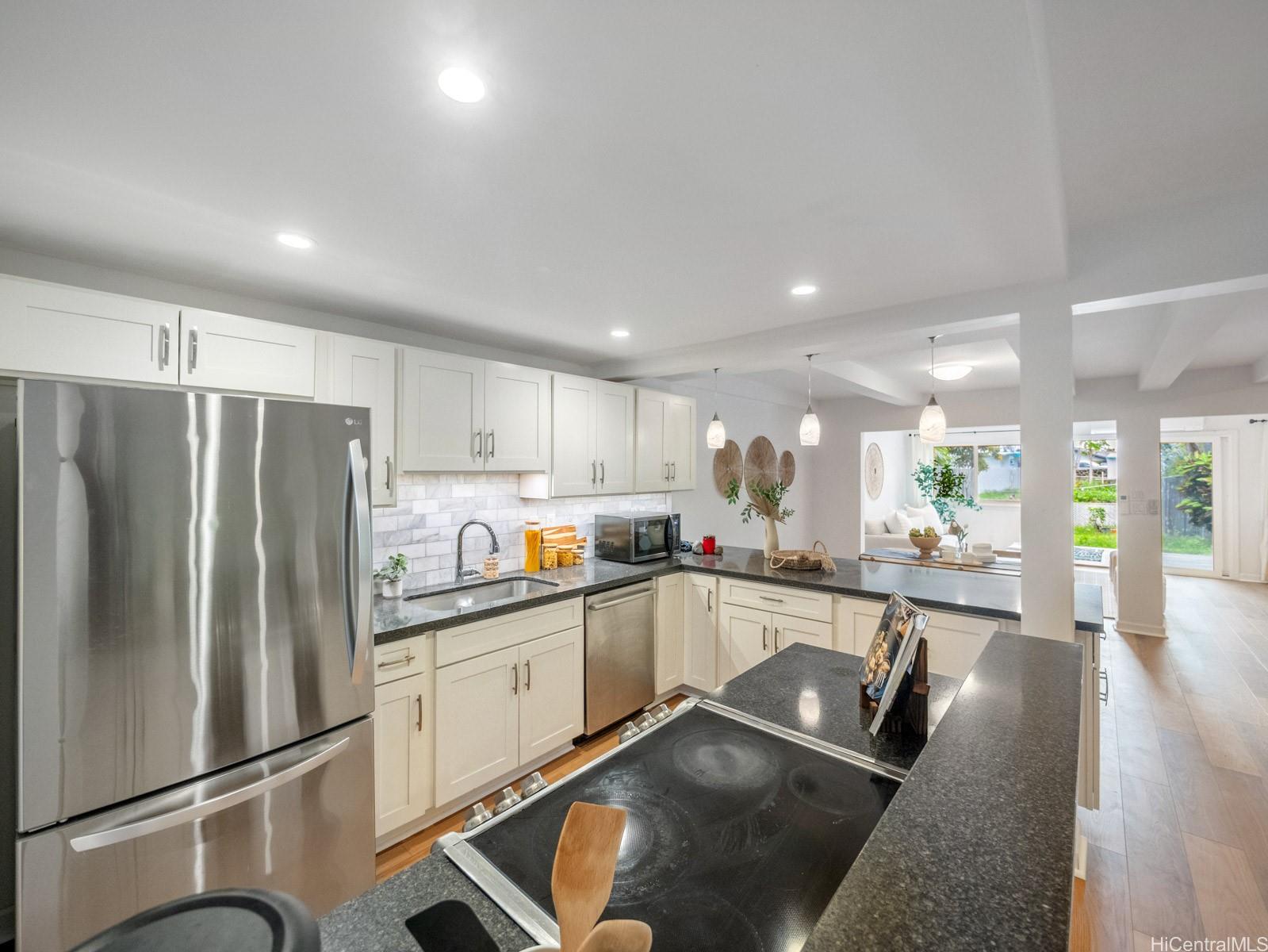 421 Kawaihae Street townhouse # 101, Honolulu, Hawaii - photo 6 of 16