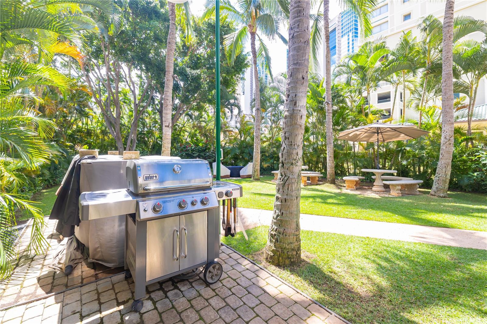 Lanikea At Waikiki condo # 2804, Honolulu, Hawaii - photo 14 of 25