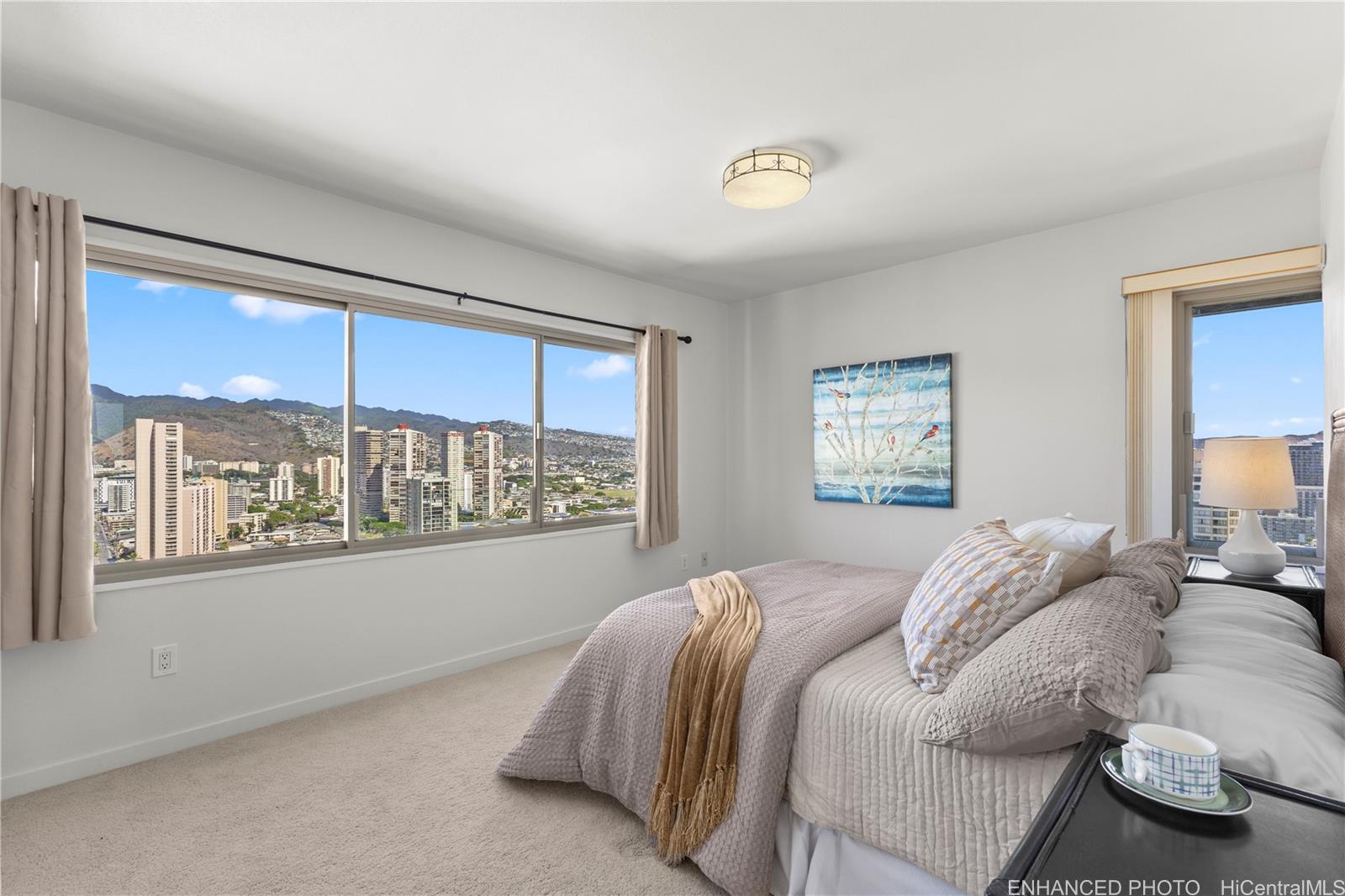 Lanikea At Waikiki condo # 2804, Honolulu, Hawaii - photo 18 of 25