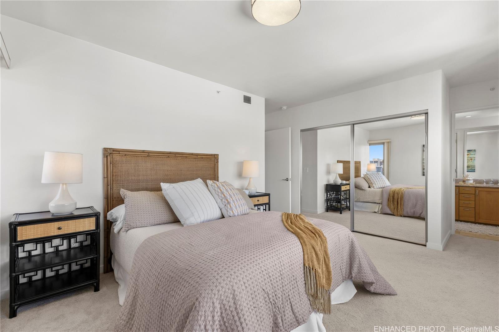 Lanikea At Waikiki condo # 2804, Honolulu, Hawaii - photo 20 of 25