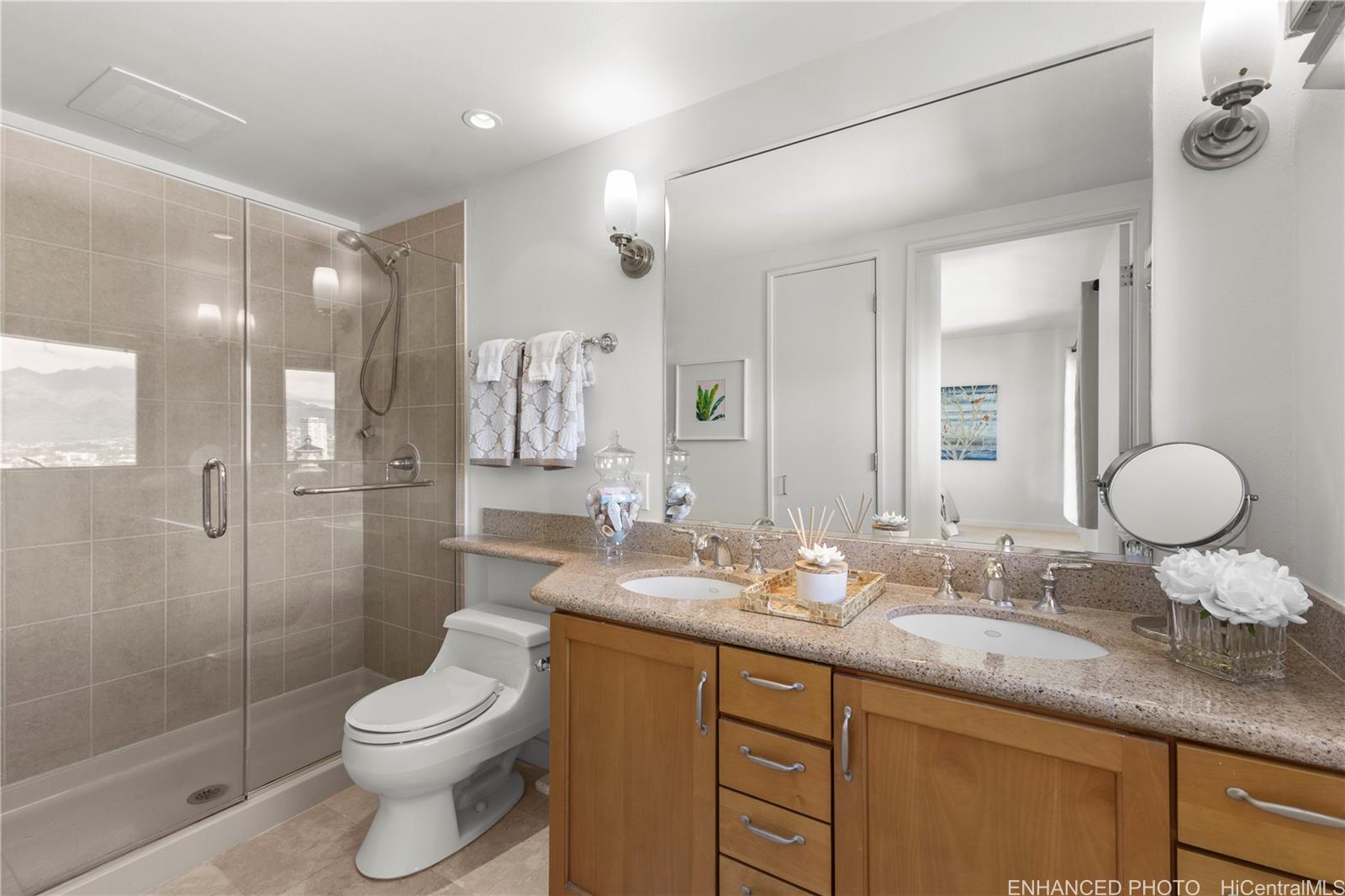 Lanikea At Waikiki condo # 2804, Honolulu, Hawaii - photo 21 of 25