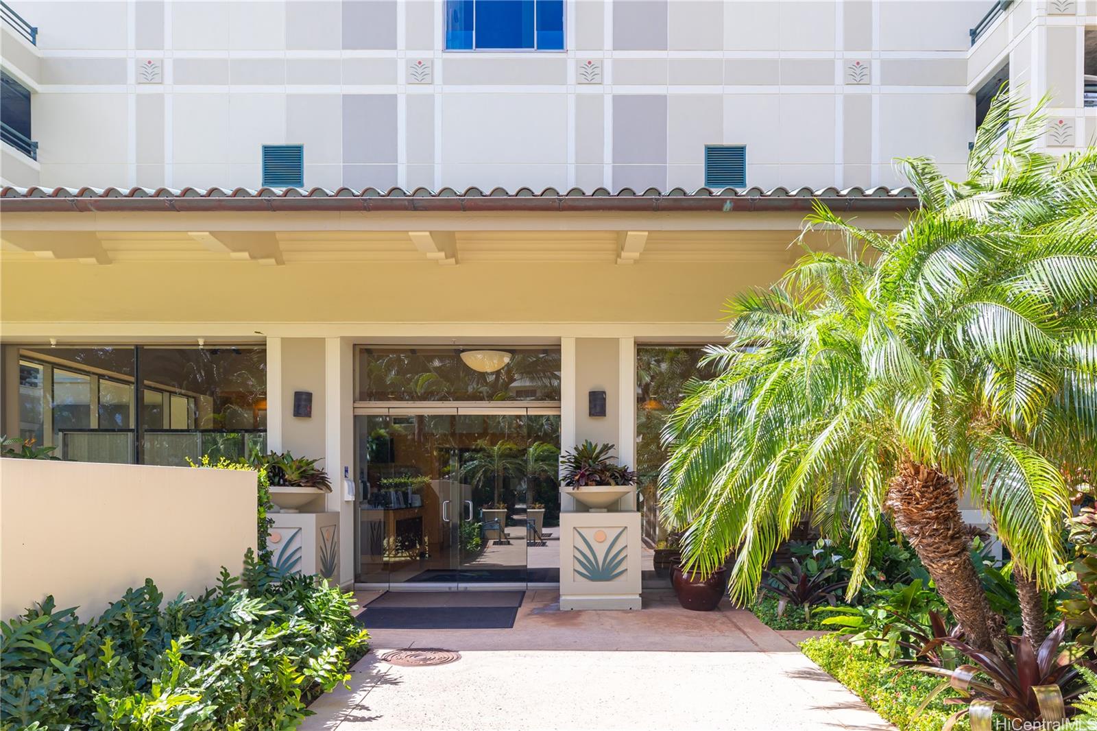 Lanikea At Waikiki condo # 2804, Honolulu, Hawaii - photo 22 of 25