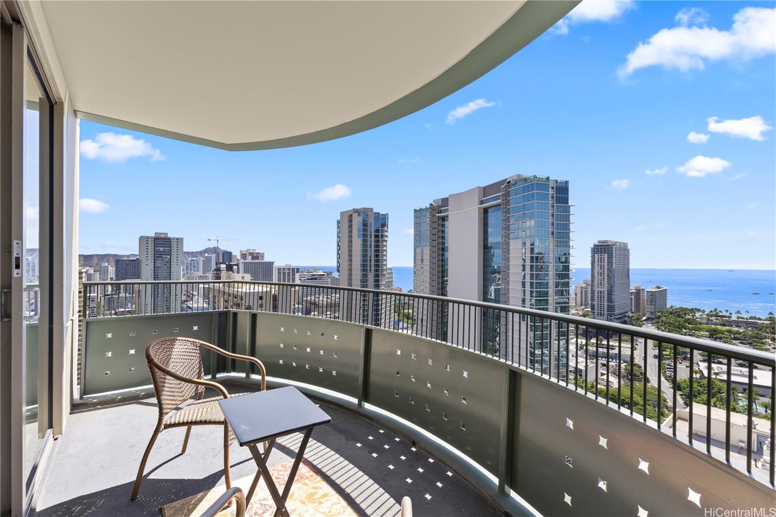 Lanikea At Waikiki condo # 2804, Honolulu, Hawaii - photo 5 of 25