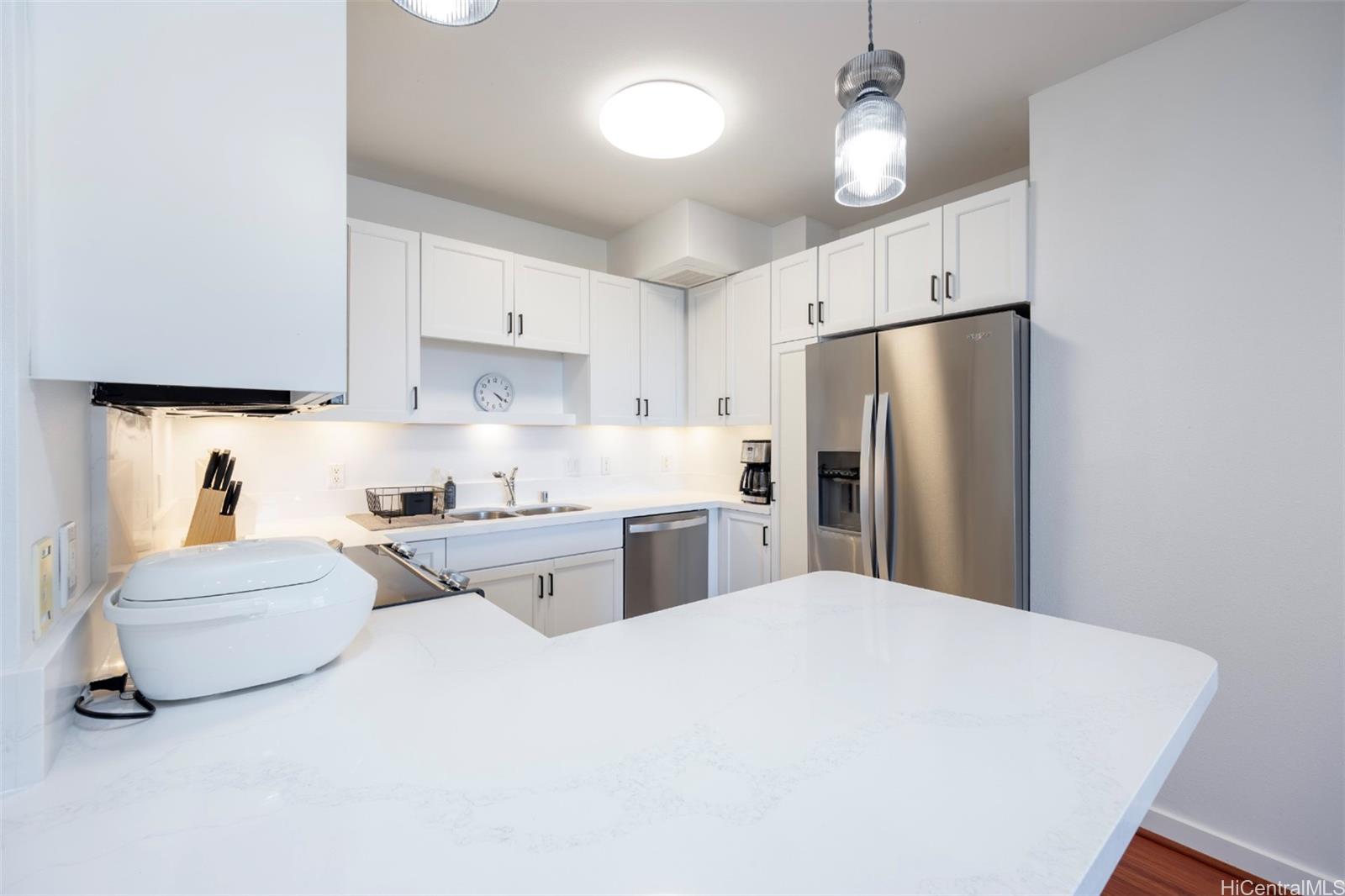 Lanikea At Waikiki condo # 702, Honolulu, Hawaii - photo 12 of 25