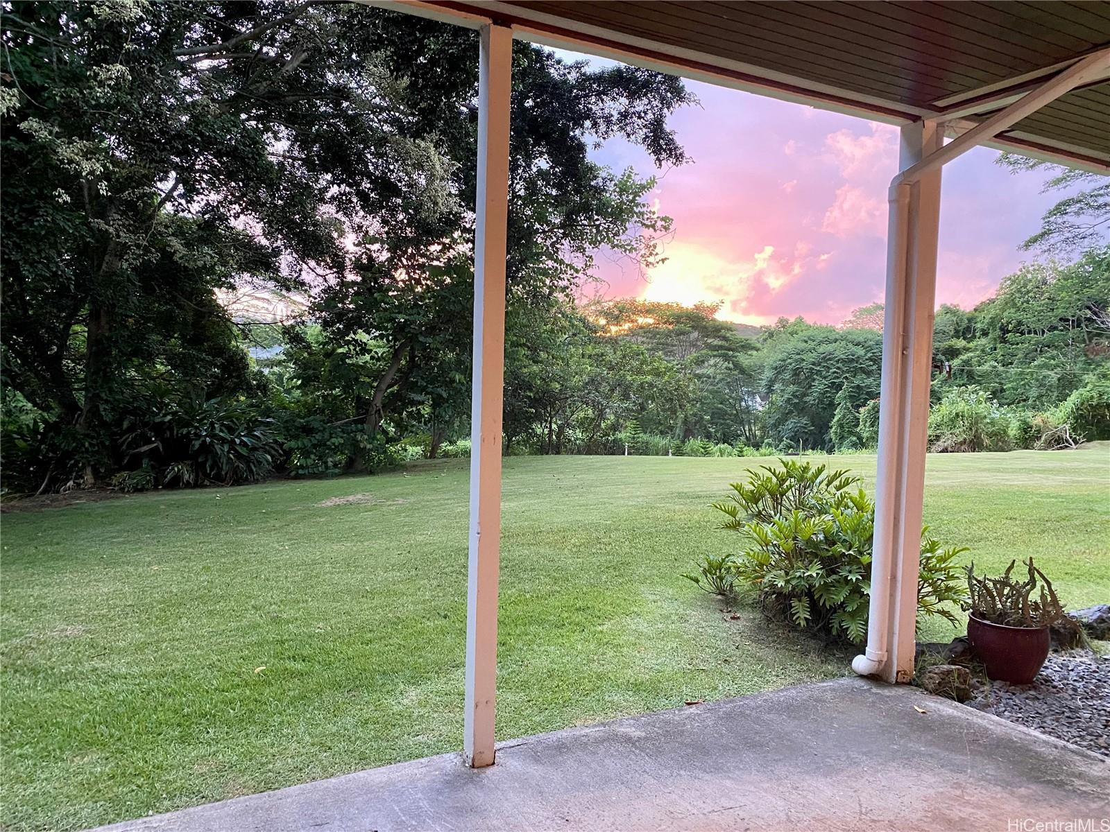 42-135 Old Kalanianaole Road Kailua - Rental - photo 2 of 6