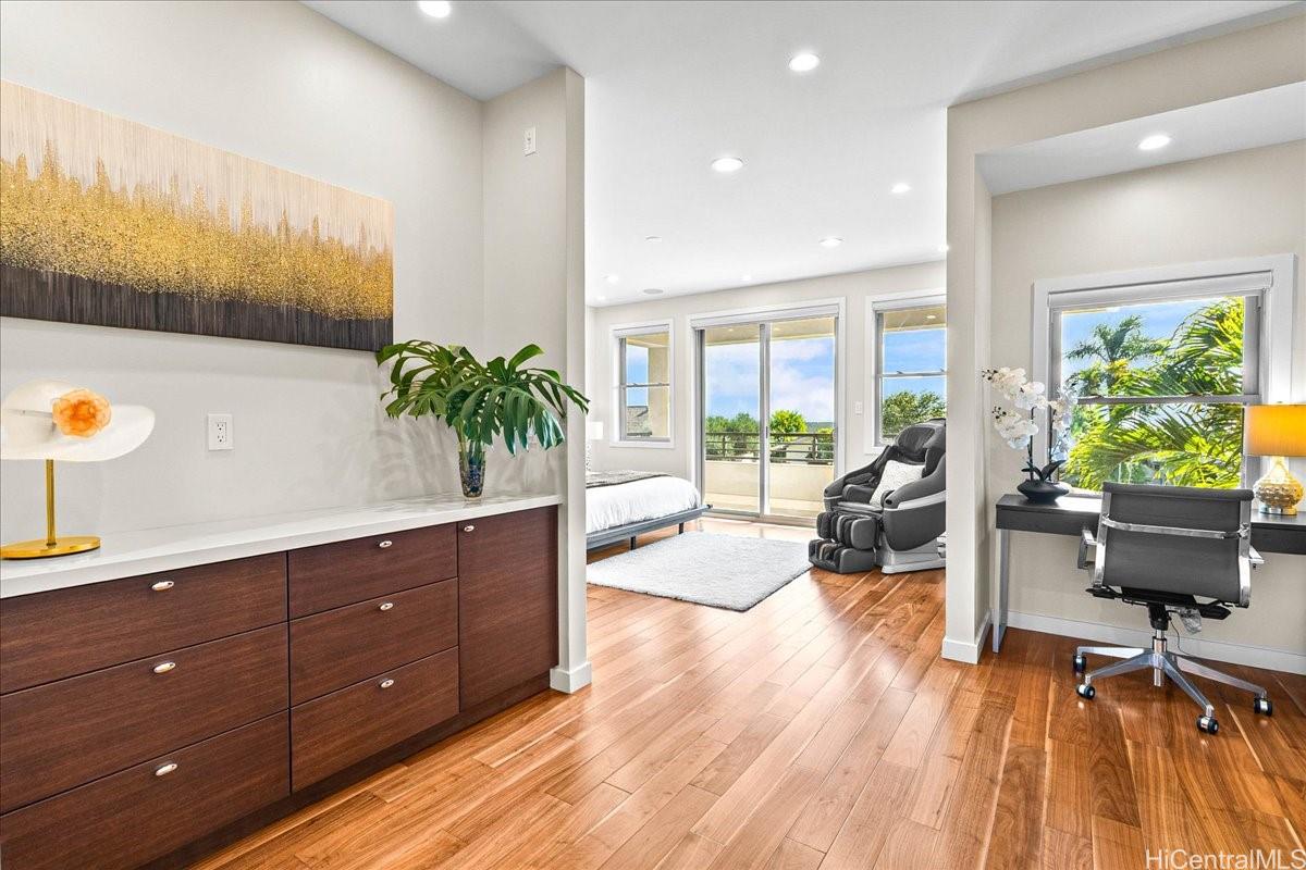 4218  Kaimanahila Street Diamond Head, Diamond Head home - photo 15 of 25