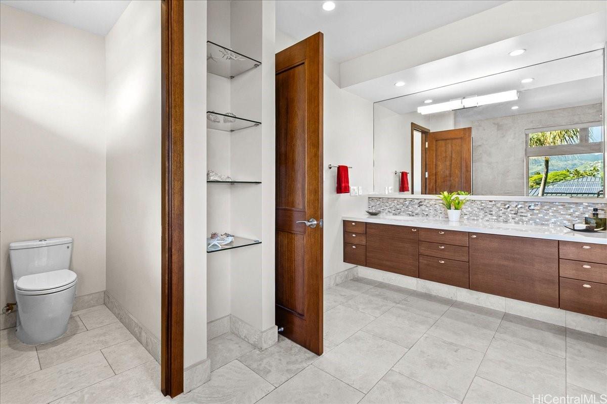 4218  Kaimanahila Street Diamond Head, Diamond Head home - photo 17 of 25