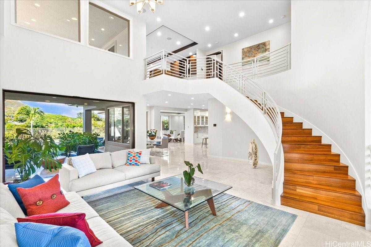 4218  Kaimanahila Street Diamond Head, Diamond Head home - photo 3 of 25